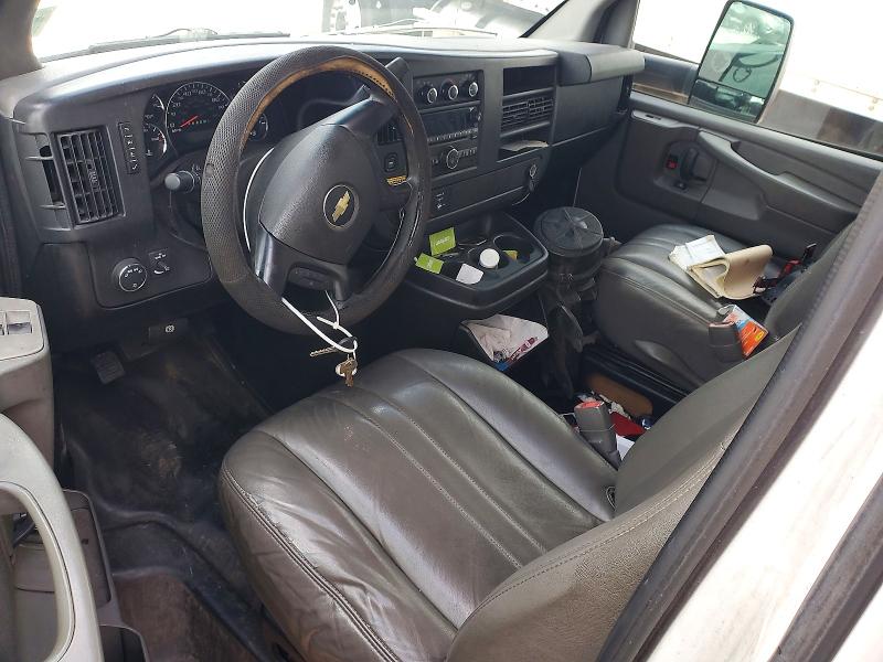 63523676 :رقم المزاد ، 1GB6G5CG8E1212405 vin ، 2014 Chevrolet Express G4500 مزاد بيع