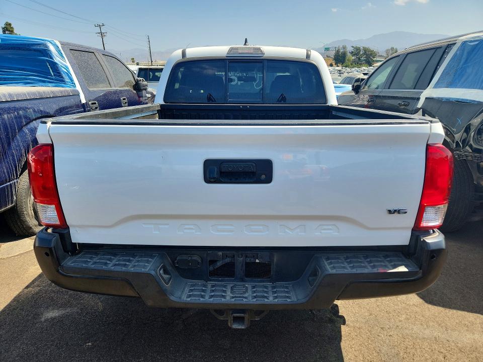 Продажа на аукционе авто 2016 Toyota Tacoma, vin: 3TMAZ5CN0GM002756, номер лота: 64682176