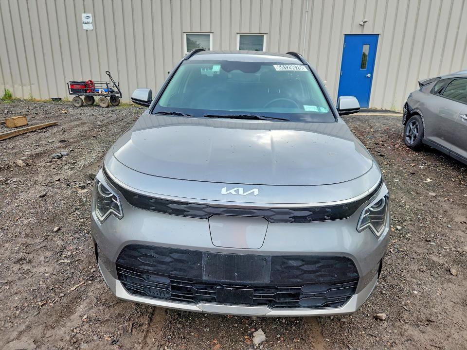 Продажа на аукционе авто 2024 Kia Niro, vin: KNDCR3L15R5114097, номер лота: 64129876
