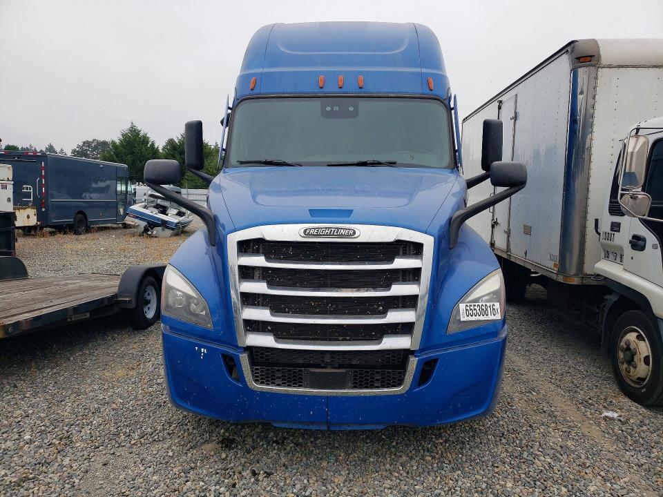 Продажа на аукционе авто 2022 Freightliner Cascadia 126, vin: 3AKJHHDR9NSNA2136, номер лота: 65536816