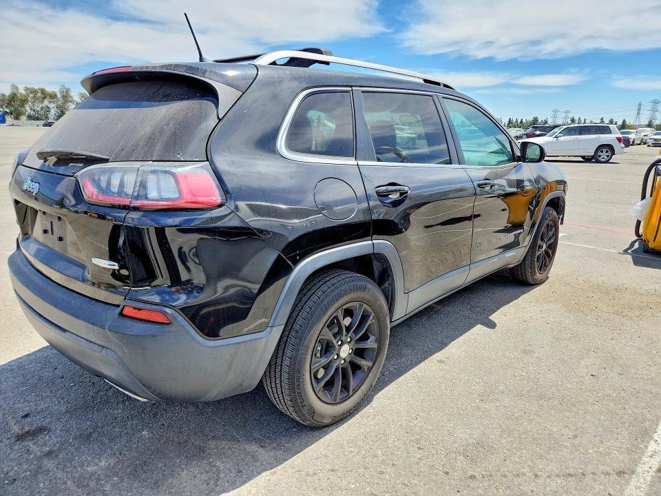 65227646 :رقم المزاد ، 1C4PJMCX8KD218954 vin ، 2019 Jeep Cherokee مزاد بيع