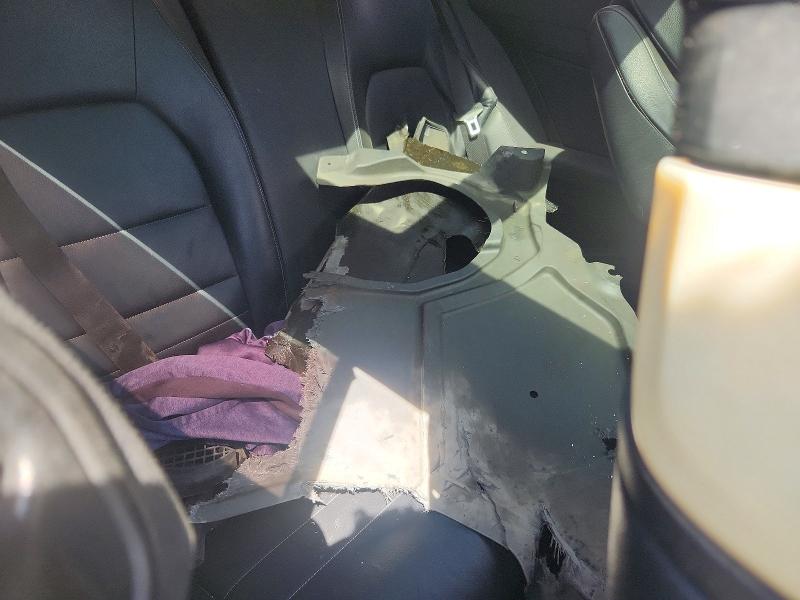 64744336 :رقم المزاد ، WDDKJ5KB0DF199514 vin ، 2013 Mercedes-benz E مزاد بيع