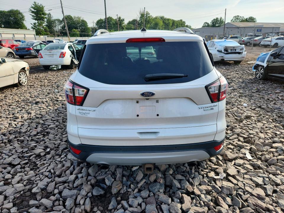Продаж на аукціоні авто 2017 Ford Escape, vin: 1FMCU9J9XHUD03273, номер лоту: 62122916