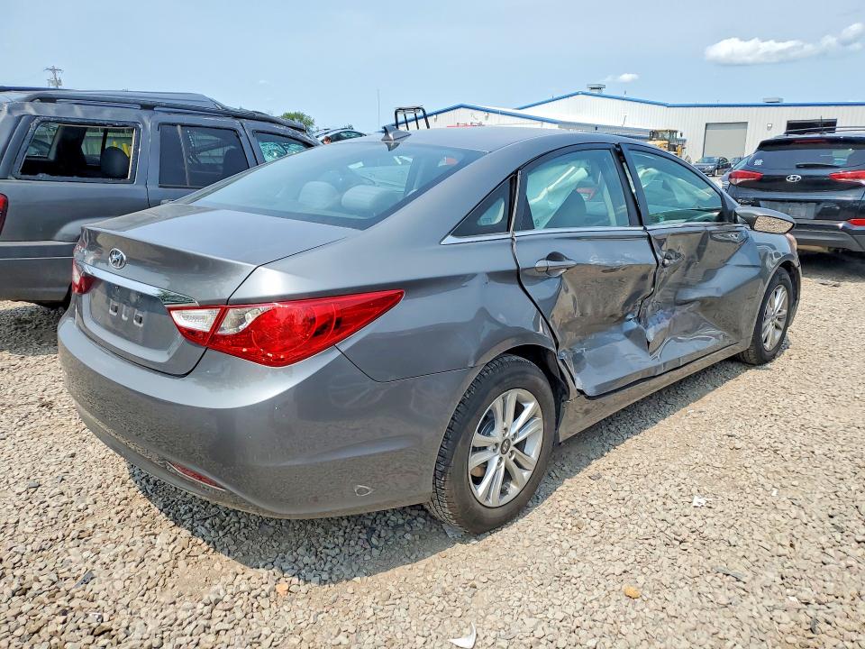 2013 Hyundai Sonata მანქანა იყიდება აუქციონზე, vin: 5NPEB4AC4DH765947, აუქციონის ნომერი: 64723566
