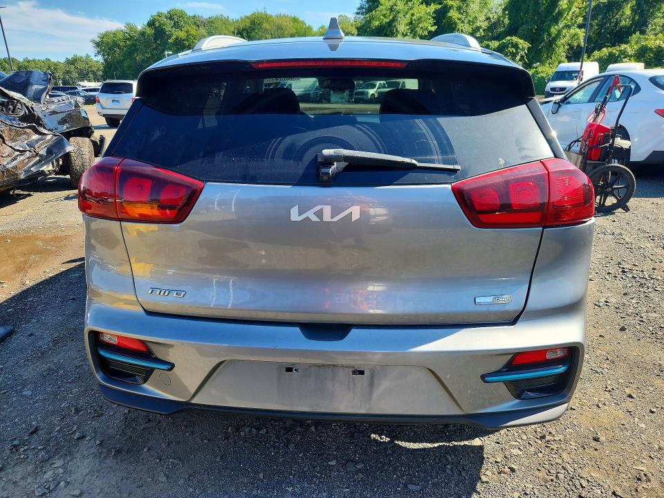 63882396 :رقم المزاد ، KNDCC3LG7N5161003 vin ، 2022 Kia Niro Ev مزاد بيع