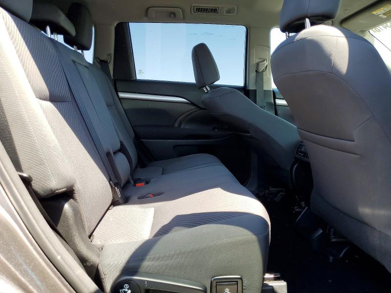 66143416 :رقم المزاد ، 5TDZARFHXJS039859 vin ، 2018 Toyota Highlander مزاد بيع