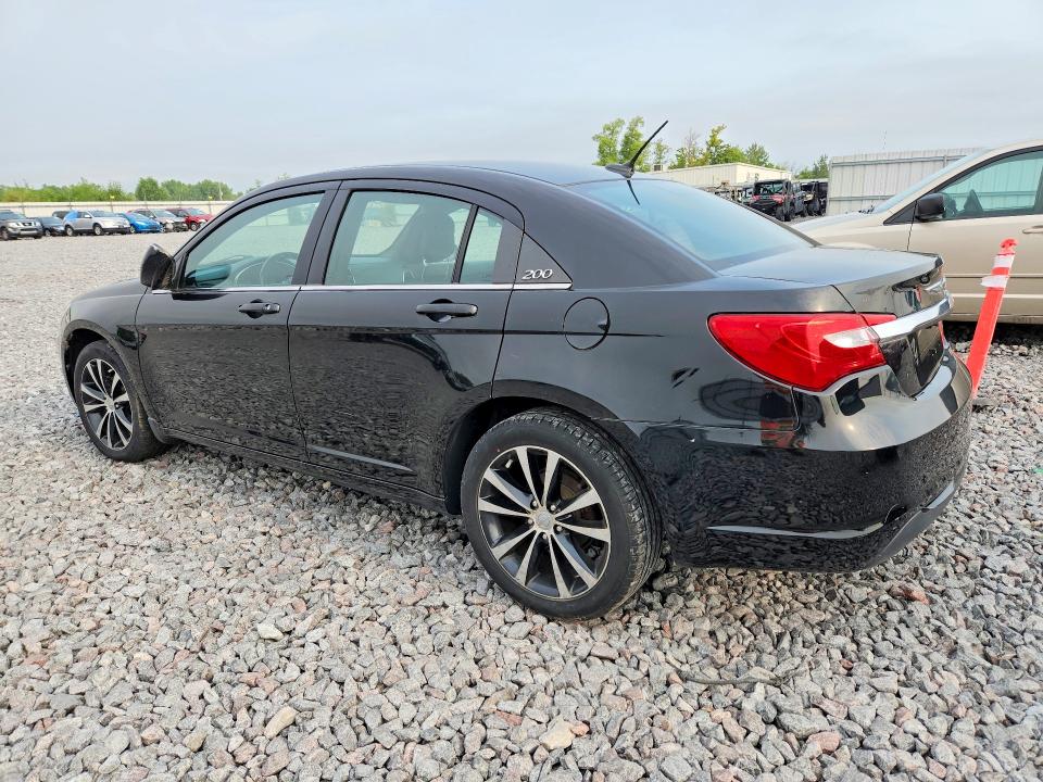 64696246 :رقم المزاد ، 1C3CCBBB9DN674434 vin ، 2013 Chrysler 200 مزاد بيع