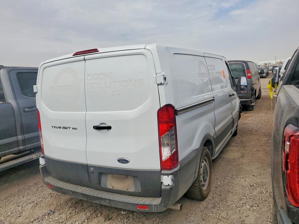 58760406 :رقم المزاد ، 1FTYE1Y82NKA85861 vin ، 2022 Ford Transit مزاد بيع