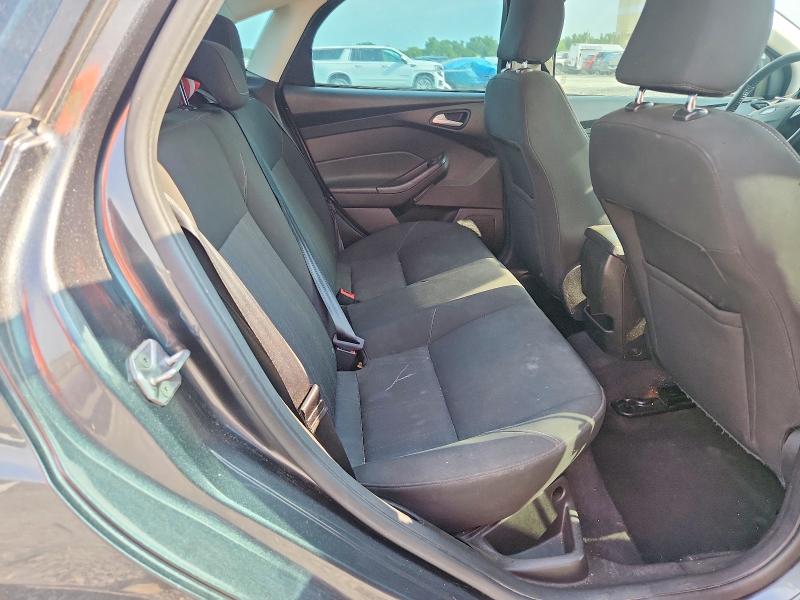 Продажа на аукционе авто 2016 Ford Focus, vin: 1FADP3F25GL379549, номер лота: 64331796