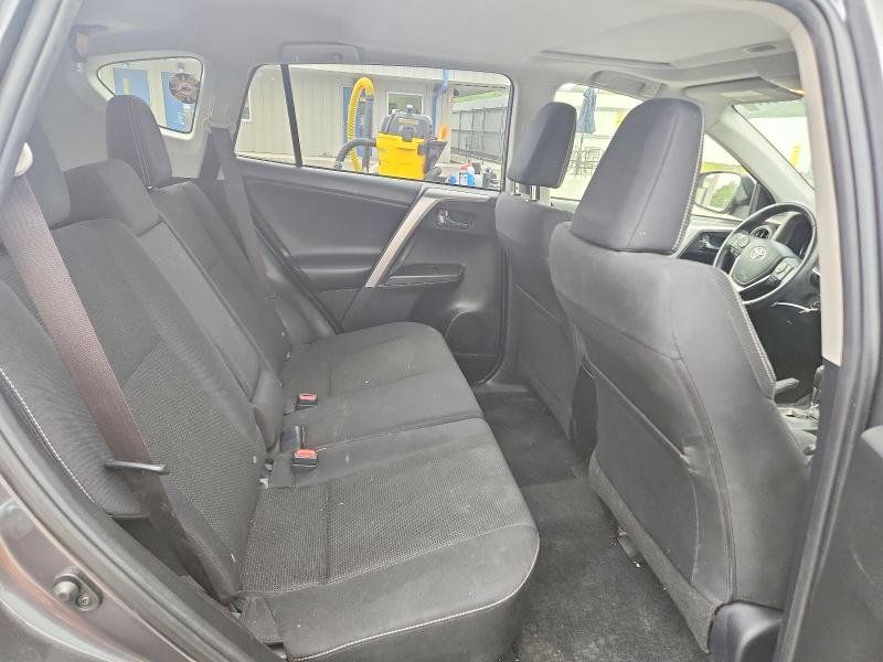 2017 Toyota Rav4 მანქანა იყიდება აუქციონზე, vin: JTMRFREV1HD205135, აუქციონის ნომერი: 64929506