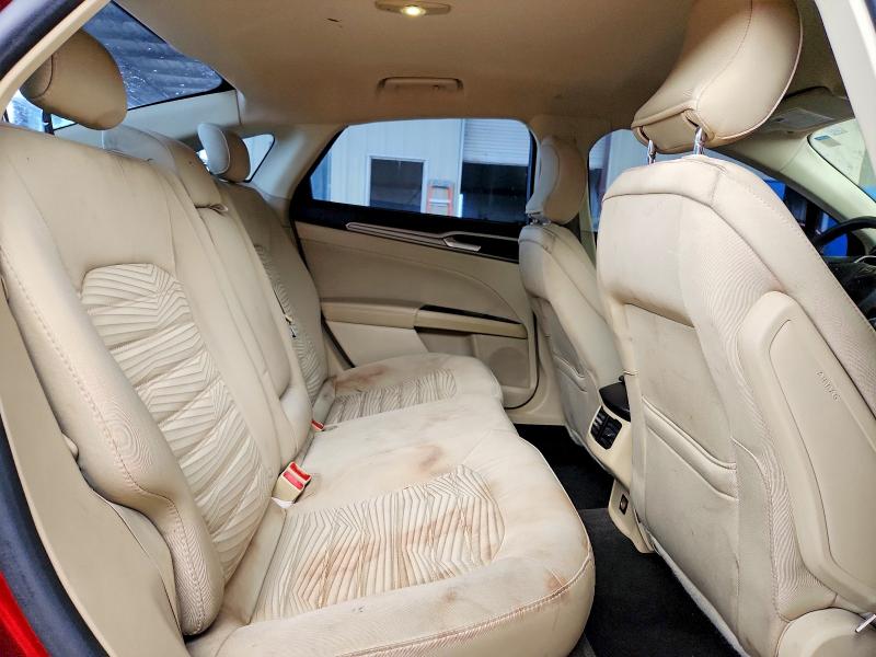 64061246 :رقم المزاد ، 3FA6P0HD7GR275412 vin ، 2016 Ford Fusion مزاد بيع
