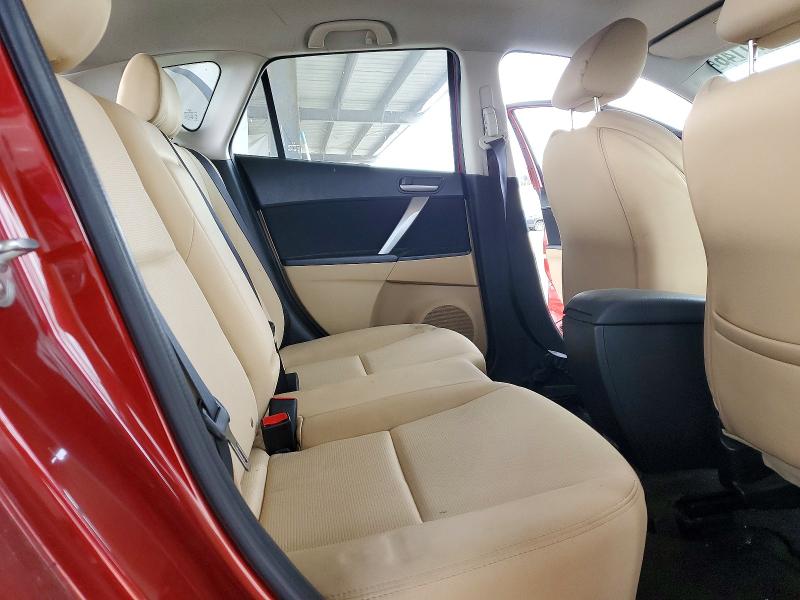 67371146 :رقم المزاد ، JM1BL1K66B1413870 vin ، 2011 Mazda 3 مزاد بيع