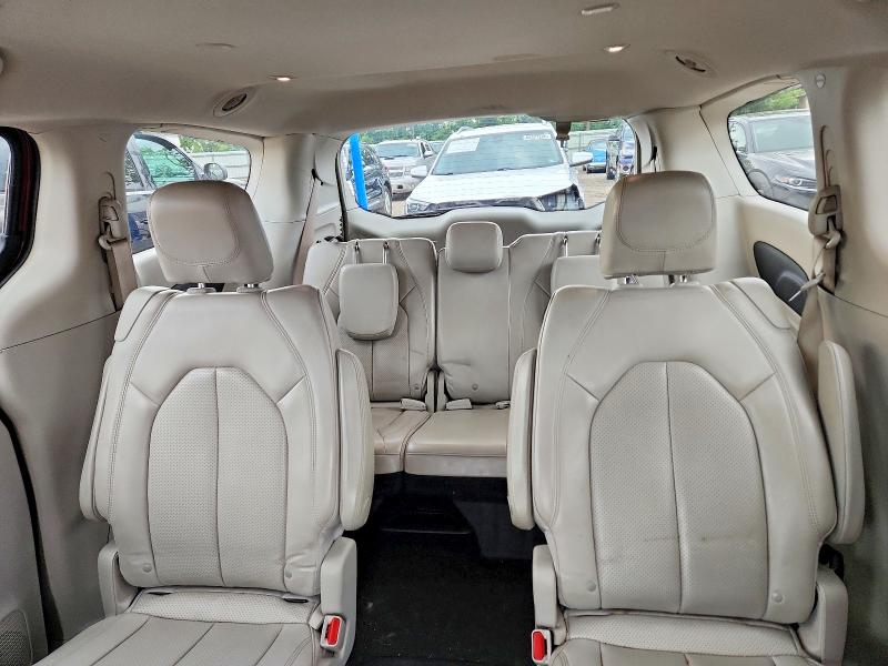 64689336 :رقم المزاد ، 2C4RC1DGXMR542309 vin ، 2021 Chrysler Voyager مزاد بيع