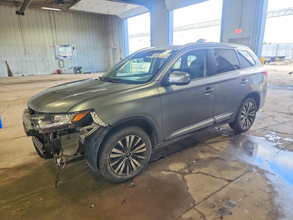 2020 Mitsubishi Outlander მანქანა იყიდება აუქციონზე, vin: JA4AZ3A32LZ036920, აუქციონის ნომერი: 65306926