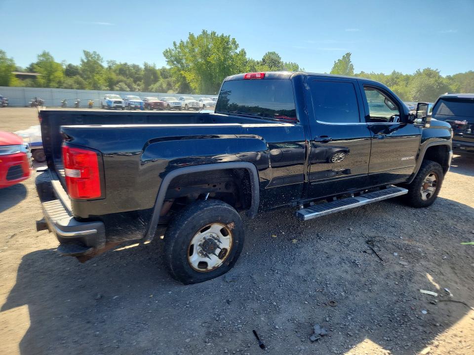 65705986 :رقم المزاد ، 1GT12YEG6FF678096 vin ، 2015 Gmc Sierra مزاد بيع