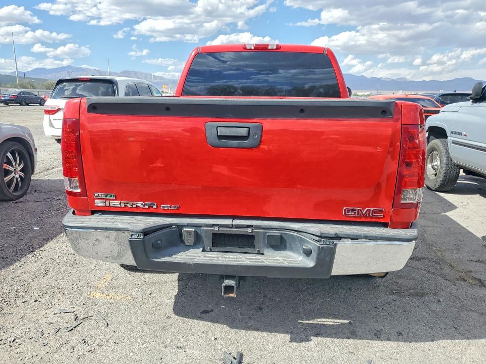 67192536 :رقم المزاد ، 1GTEC19007Z607611 vin ، 2007 Gmc New Sierra مزاد بيع