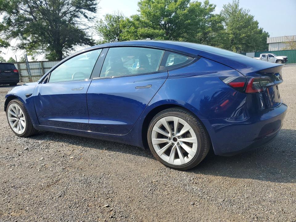64268326 :رقم المزاد ، 5YJ3E1EA1NF371926 vin ، 2022 Tesla Model 3 مزاد بيع