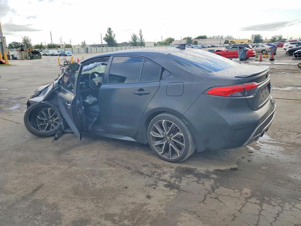 63797526 :رقم المزاد ، 5YFS4RCE9LP047708 vin ، 2020 Toyota Corolla مزاد بيع
