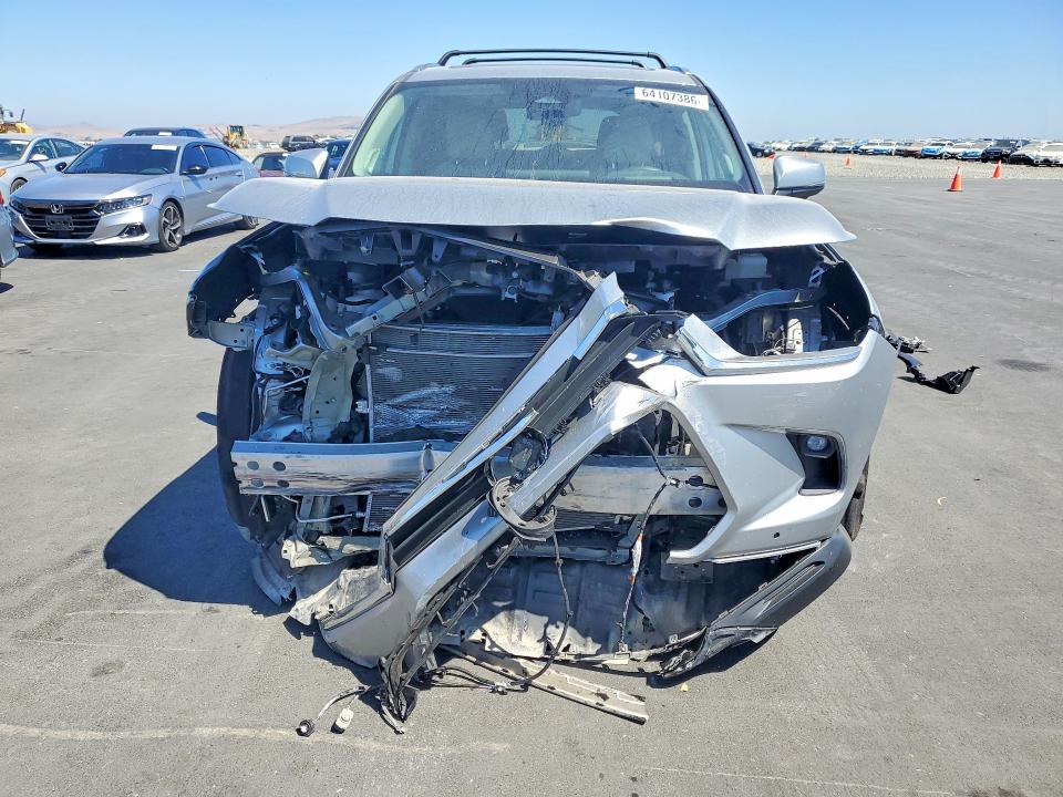 2024 Toyota Grand Highlander მანქანა იყიდება აუქციონზე, vin: 5TDAAAB5XRS049524, აუქციონის ნომერი: 64107386