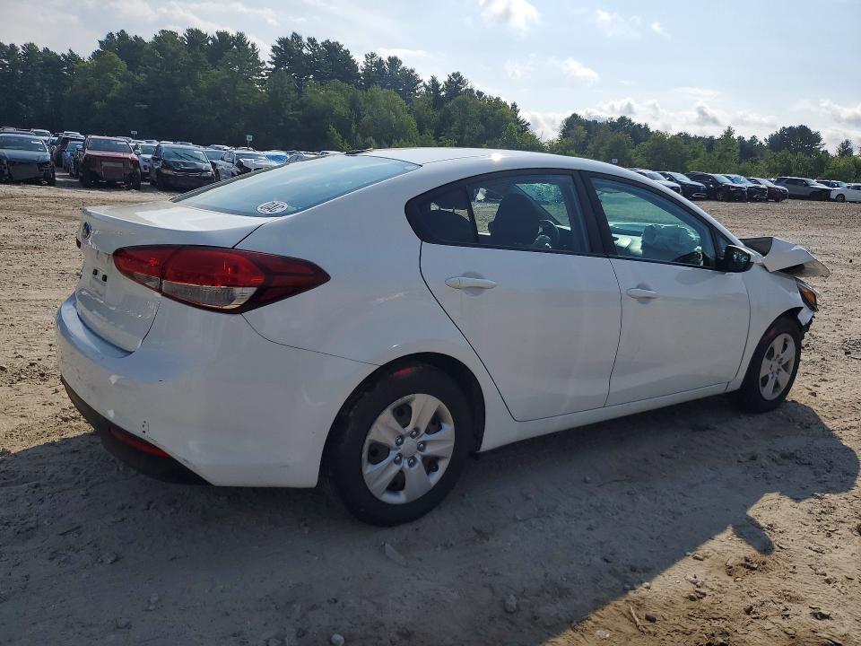 66700776 :رقم المزاد ، 3KPFK4A77HE092492 vin ، 2017 Kia Forte مزاد بيع