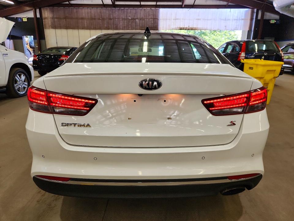 Продаж на аукціоні авто 2018 Kia Optima, vin: 5XXGT4L33JG240503, номер лоту: 66564286