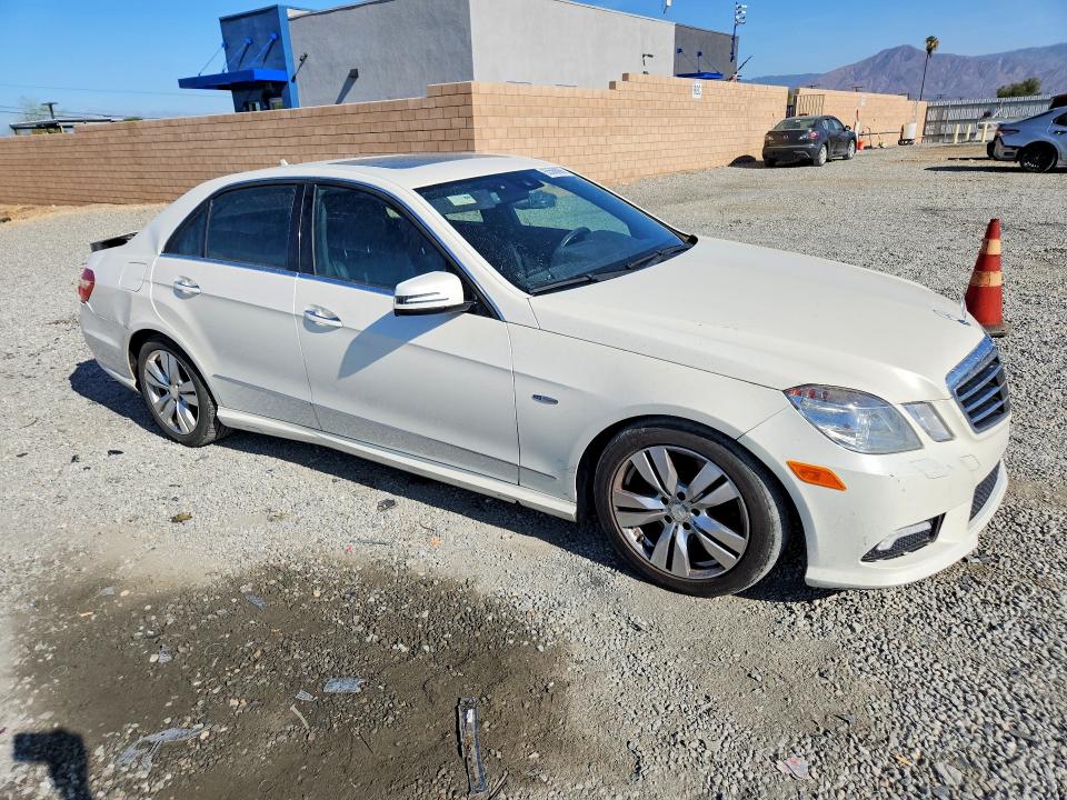 65568066 :رقم المزاد ، WDDHF2EB4BA435162 vin ، 2011 Mercedes-benz E مزاد بيع