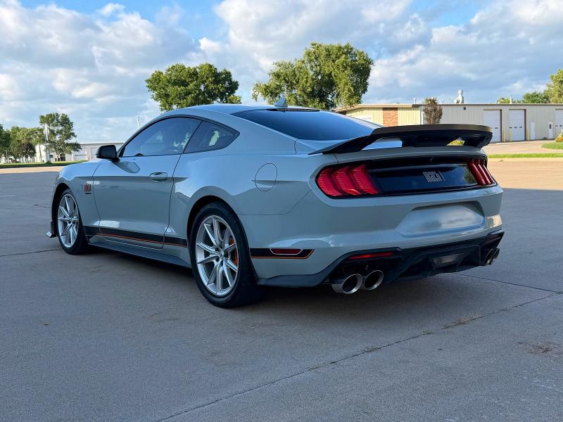 63775646 :رقم المزاد ، 1FA6P8R01N5554218 vin ، 2022 Ford Mustang مزاد بيع