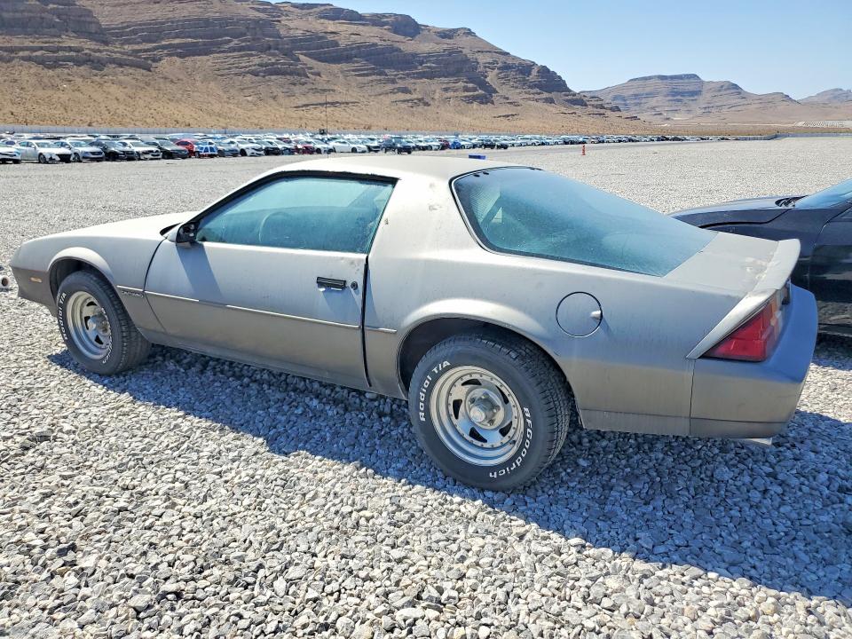 1983 Chevrolet Camaro მანქანა იყიდება აუქციონზე, vin: 1G1AP8719DL138016, აუქციონის ნომერი: 64038066