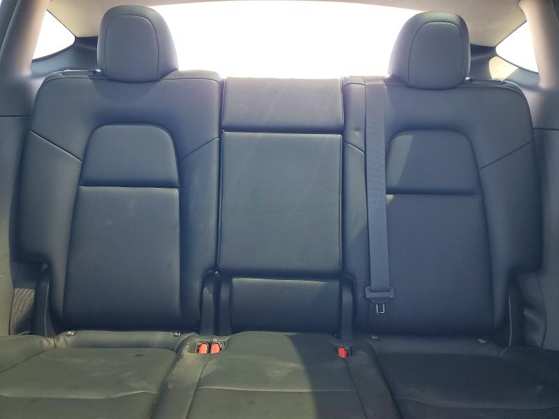 65859086 :رقم المزاد ، 7SAYGDEE4NF556382 vin ، 2022 Tesla Model Y مزاد بيع