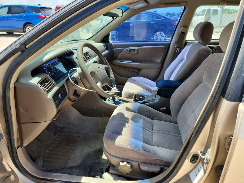 65388946 :رقم المزاد ، JT2BG22K8W0168856 vin ، 1998 Toyota Camry مزاد بيع