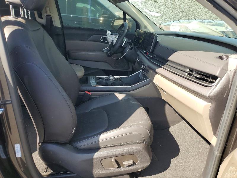 65343656 :رقم المزاد ، KNDNC5KA7S6081868 vin ، 2025 Kia Carnival مزاد بيع