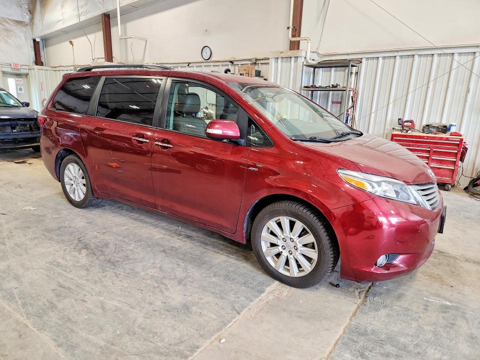 2017 Toyota Sienna მანქანა იყიდება აუქციონზე, vin: 5TDDZ3DCXHS155760, აუქციონის ნომერი: 63703516