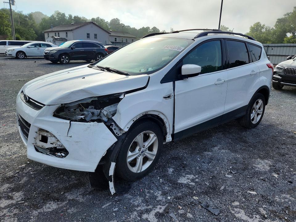 Продажа на аукционе авто 2016 Ford Escape, vin: 1FMCU9GX5GUC32973, номер лота: 64240876