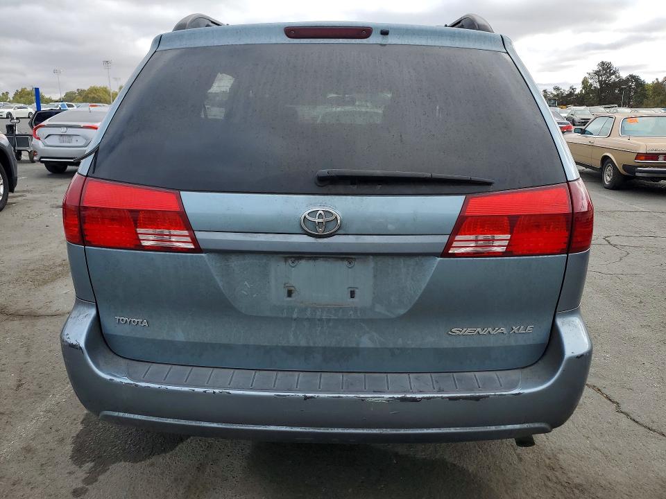 2004 Toyota Sienna მანქანა იყიდება აუქციონზე, vin: 5TDZA22C44S177693, აუქციონის ნომერი: 65038756