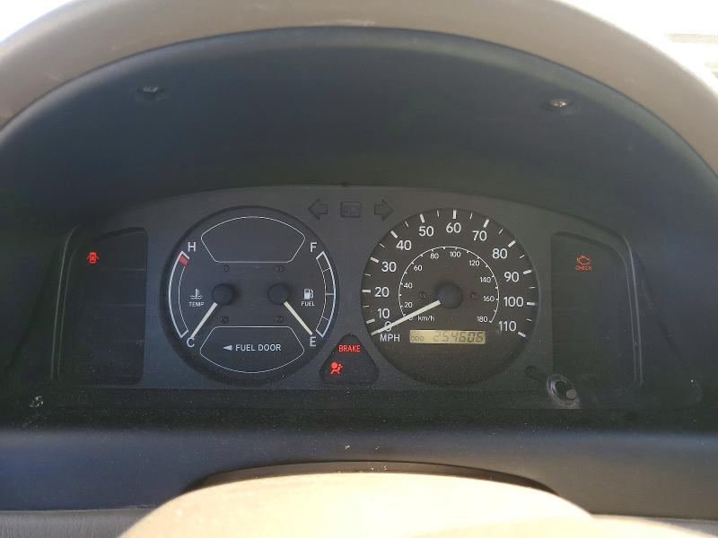 1998 Toyota Corolla მანქანა იყიდება აუქციონზე, vin: 1NXBR12E3WZ102998, აუქციონის ნომერი: 65926146
