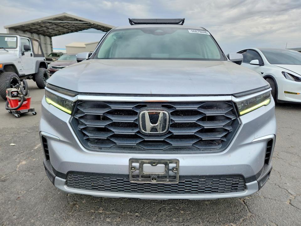 66678446 :رقم المزاد ، 5FNYG1H57PB037708 vin ، 2023 Honda Pilot مزاد بيع