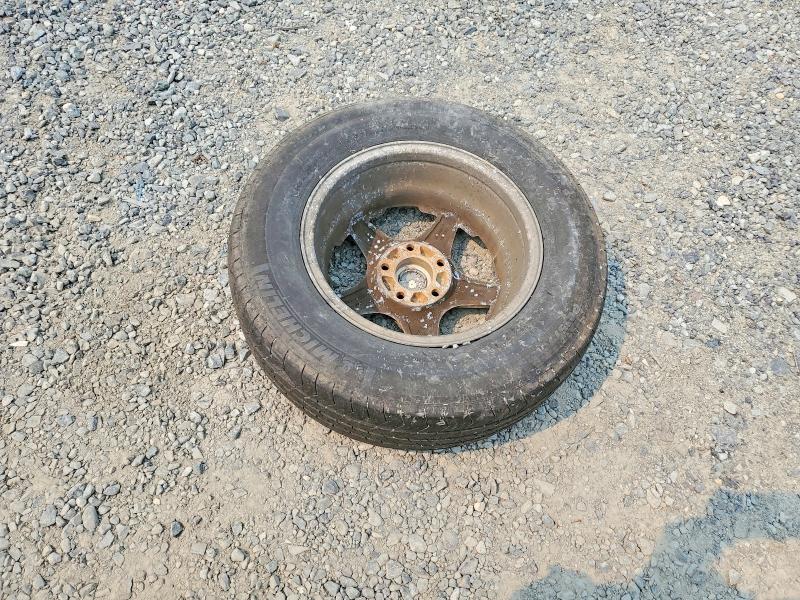 2000 Toyota Tacoma მანქანა იყიდება აუქციონზე, vin: 4TAVL52N7YZ642690, აუქციონის ნომერი: 63676756