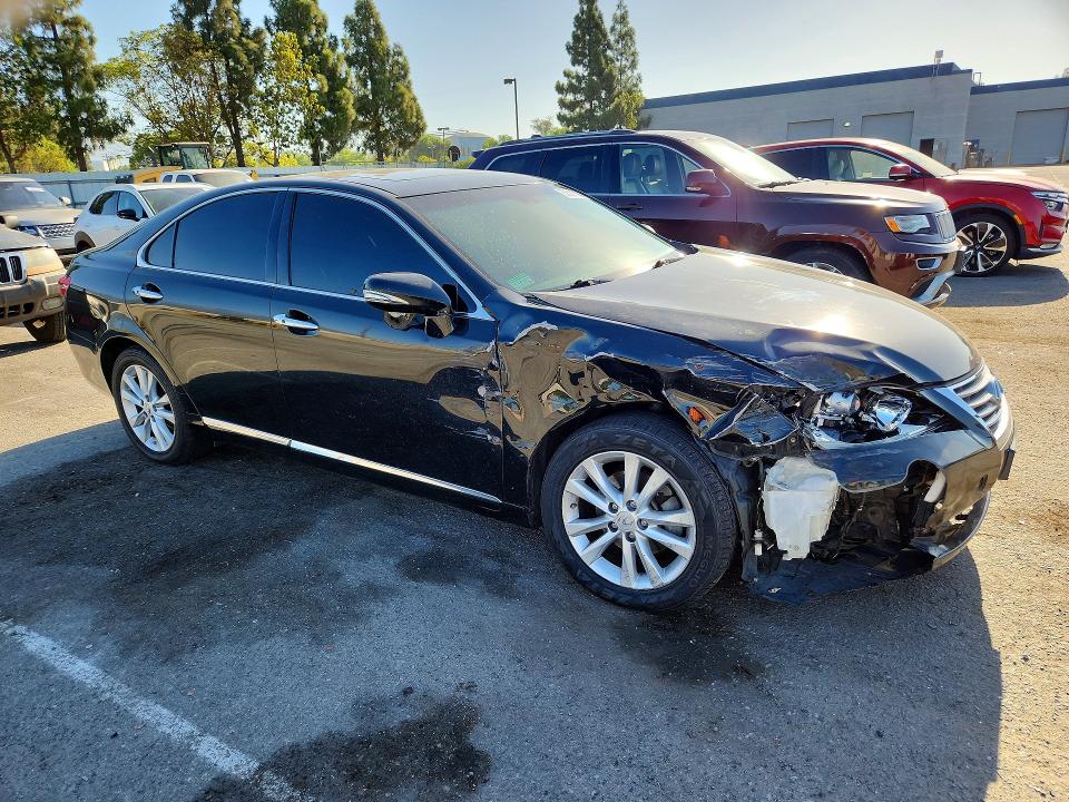 63567886 :رقم المزاد ، JTHBK1EG7C2512117 vin ، 2012 Lexus Es مزاد بيع