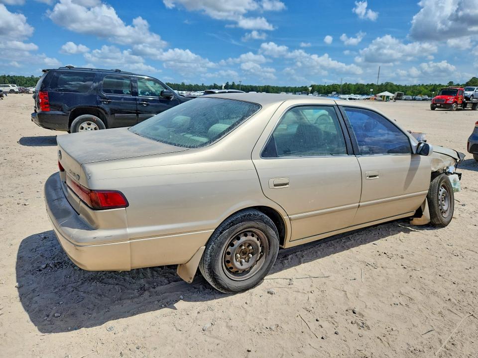 65388946 :رقم المزاد ، JT2BG22K8W0168856 vin ، 1998 Toyota Camry مزاد بيع