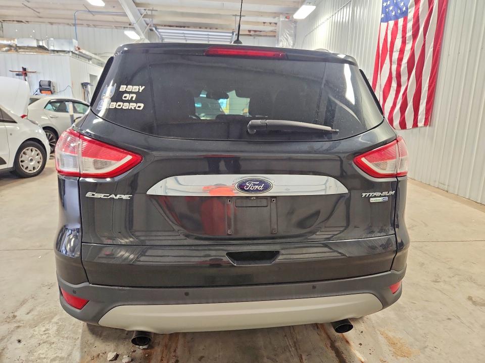 2014 Ford Escape მანქანა იყიდება აუქციონზე, vin: 1FMCU9J91EUD93165, აუქციონის ნომერი: 64700626