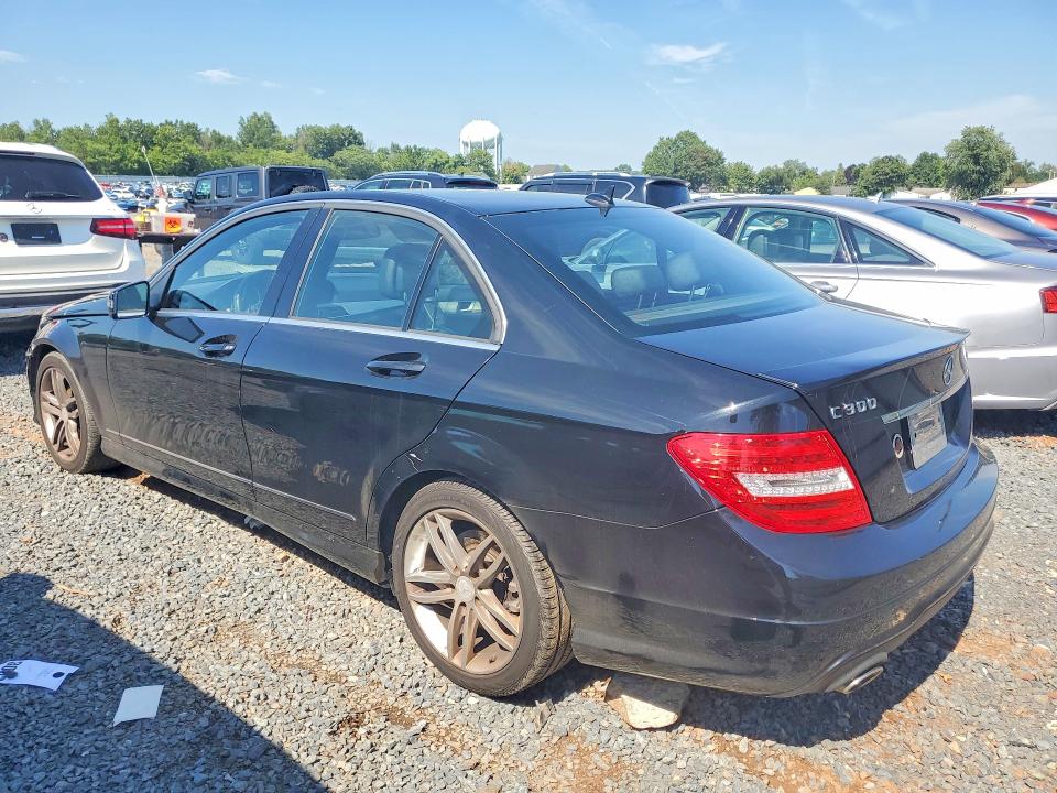 2014 Mercedes-benz C მანქანა იყიდება აუქციონზე, vin: WDDGF8AB1ER315782, აუქციონის ნომერი: 63481506