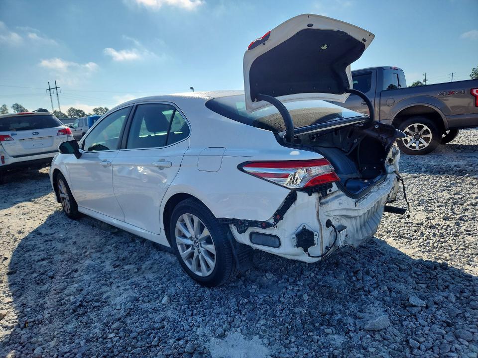 59853796 :رقم المزاد ، 4T1B11HK4KU189194 vin ، 2019 Toyota Camry مزاد بيع