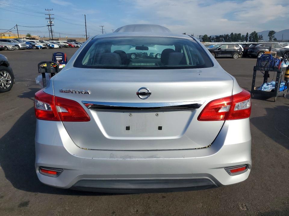 64813246 :رقم المزاد ، 3N1AB7AP1HY227284 vin ، 2017 Nissan Sentra مزاد بيع