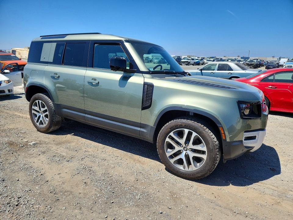 65561446 :رقم المزاد ، SALEJ7EX3R2265913 vin ، 2024 Land Rover Defender مزاد بيع