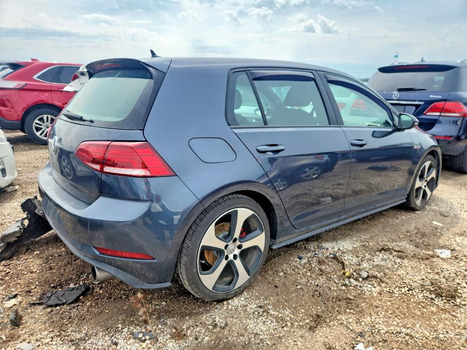 Продажа на аукционе авто 2018 Volkswagen Gti, vin: 3VW547AU2JM254924, номер лота: 64756026