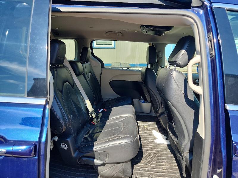 Продажа на аукционе авто 2017 Chrysler Pacifica, vin: 2C4RC1BG9HR822974, номер лота: 65837336