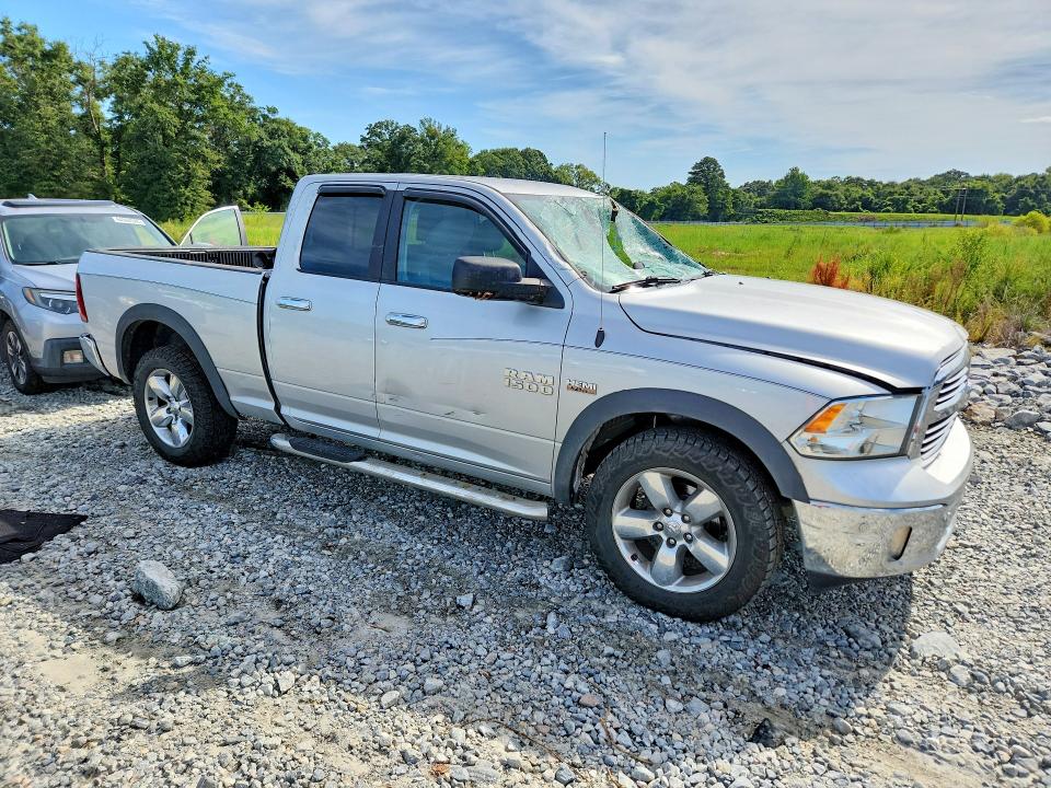 63220276 :رقم المزاد ، 1C6RR7GT4JS311918 vin ، 2018 Ram 1500 مزاد بيع