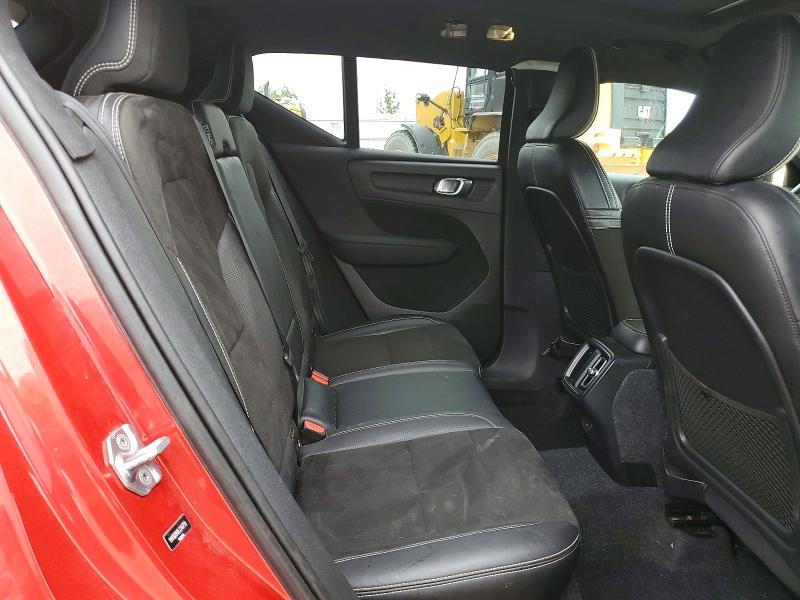 2020 Volvo Xc40 მანქანა იყიდება აუქციონზე, vin: YV4162UM2L2246758, აუქციონის ნომერი: 64744516