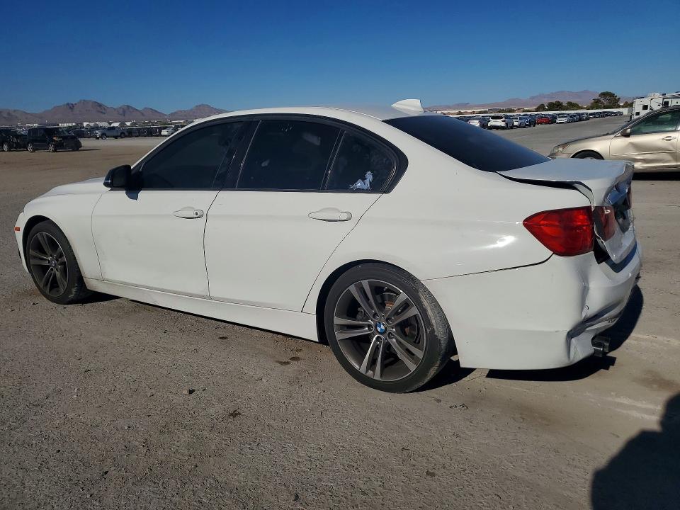63429866 :رقم المزاد ، WBA3A5C53EF605551 vin ، 2014 Bmw 328 مزاد بيع