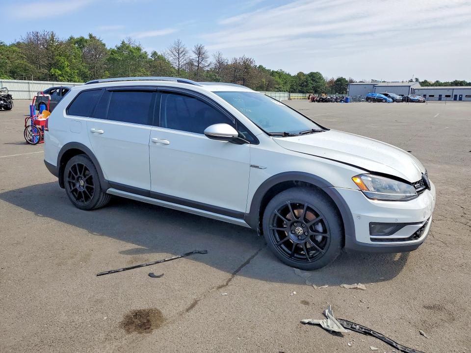 Aukcja sprzedaży 2017 Volkswagen Golf Alltrack, vin: 3VWH17AUXHM506998, numer aukcji: 64654816